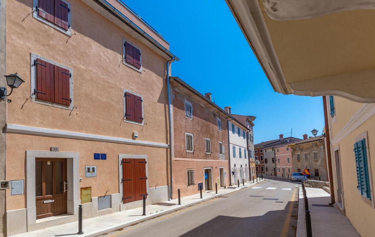 Perlina Apartment Vrsar Exterior photo